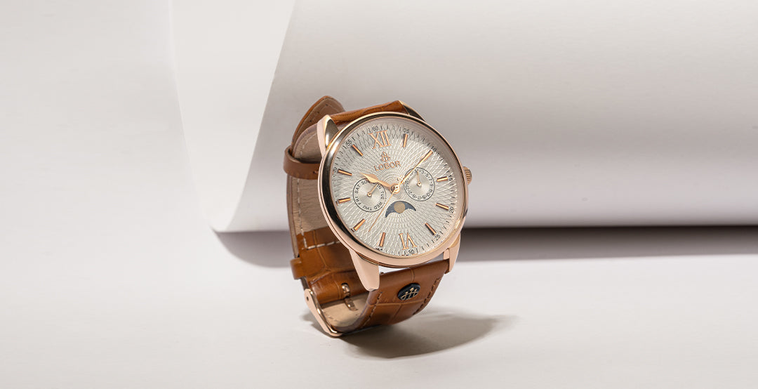 手錶怎麼選?時髦手錶總整理,鏤空手錶還是功能性手錶讓你的穿搭更對味!