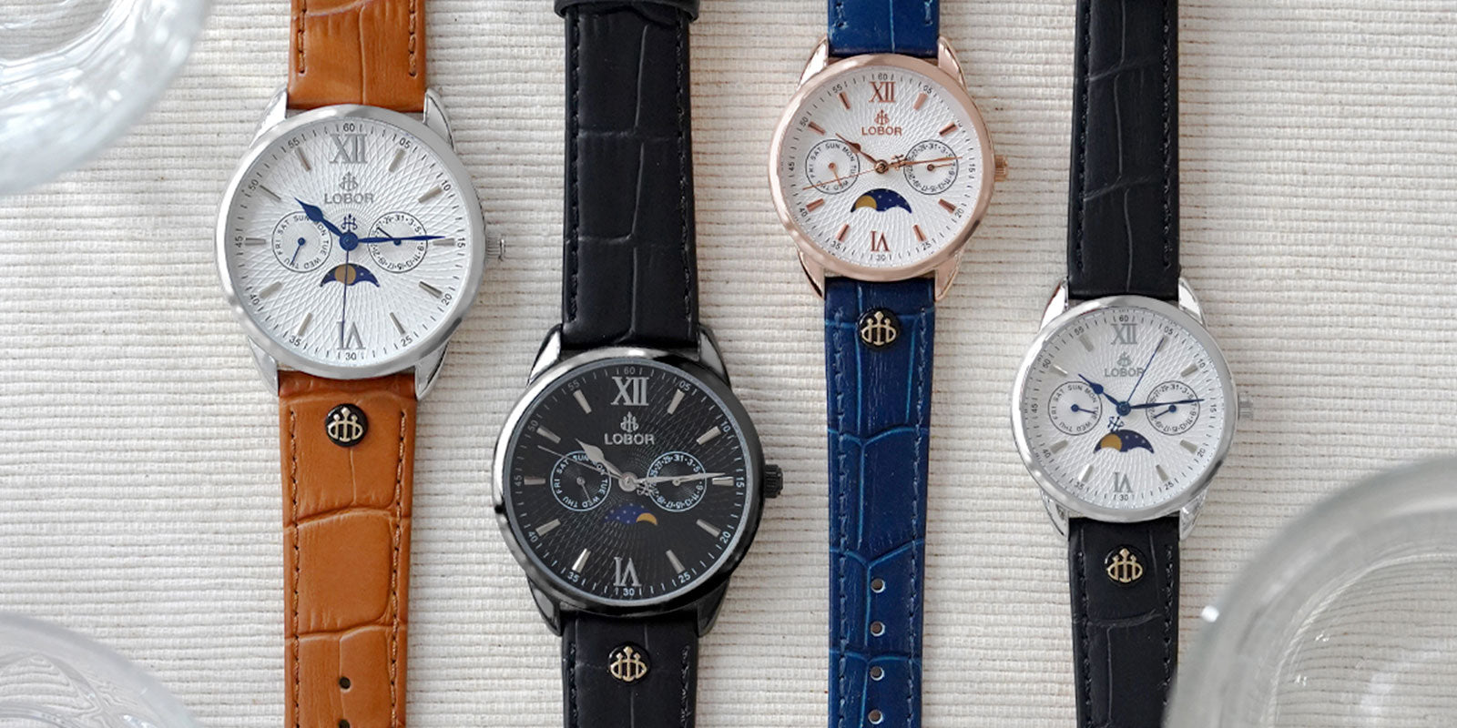 石英錶是運用石英(Quartz)在電力驅動下會規律震動的原理,以電池的電能驅動機芯中的小型馬達, 由馬達推動指針走時。